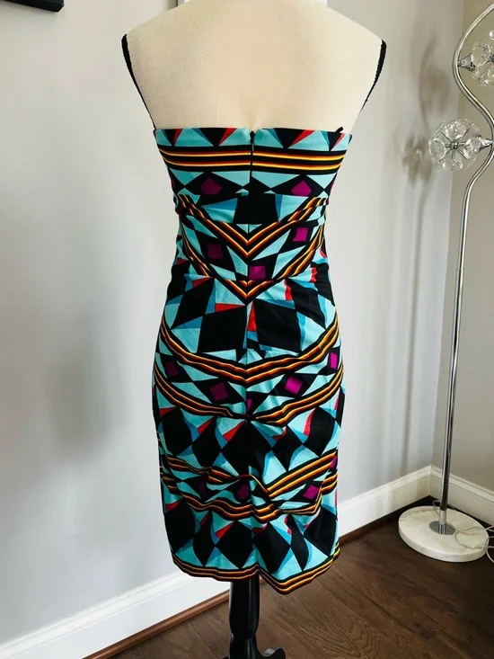 Nicole Miller Geometric Strapless Dress - Picture 5 of 10